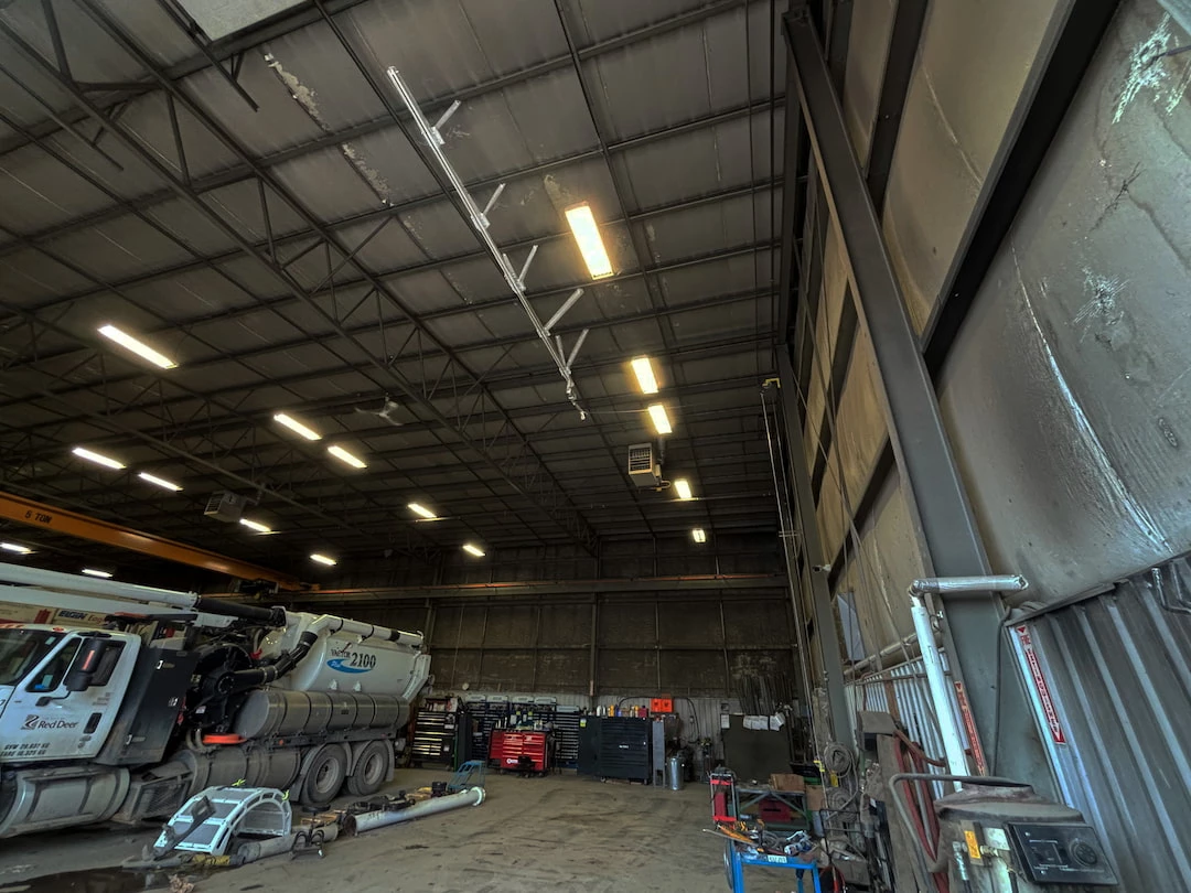 Kee Track Fall Protection for RV Maintenance in Alberta project