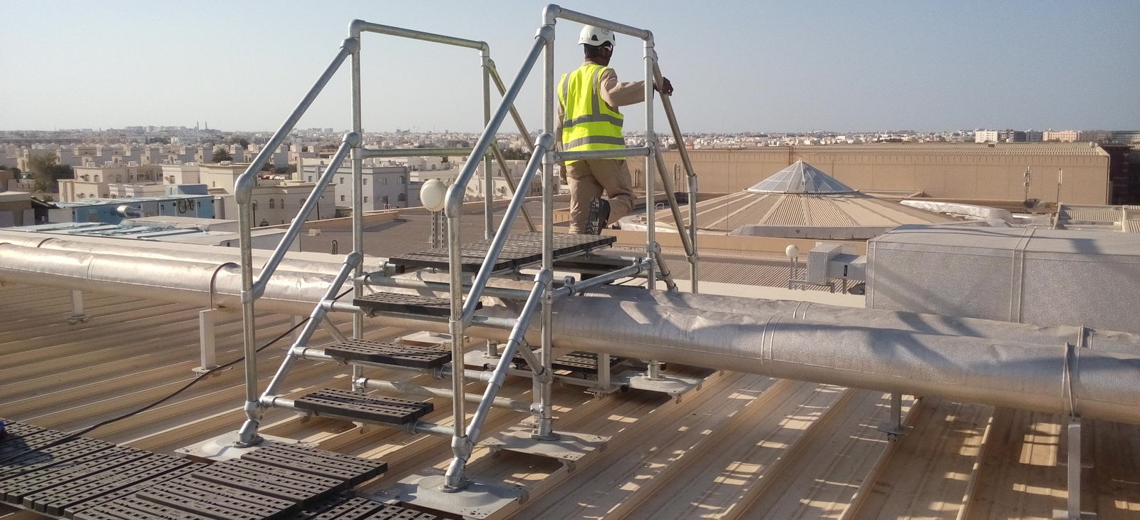 KS KWA 1535 Medium Cropped