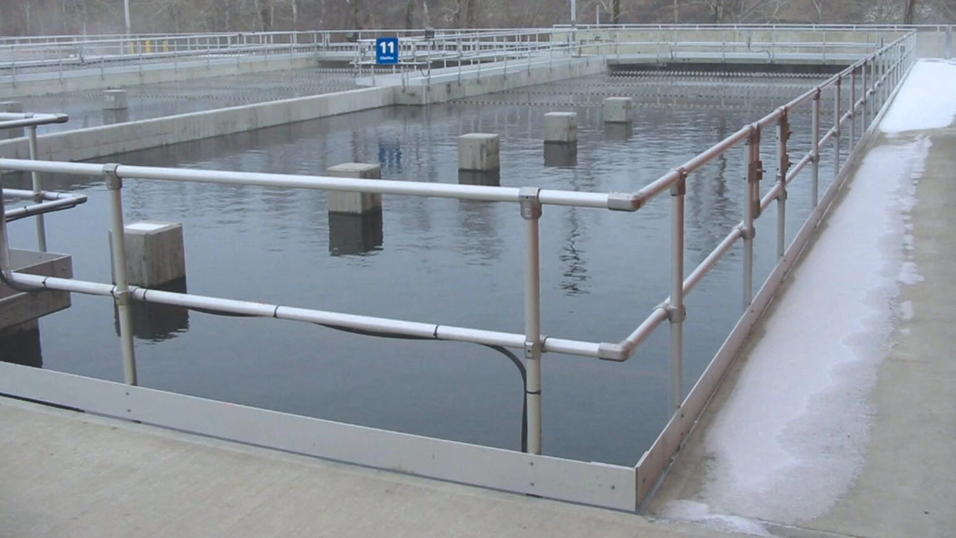 Wastewater Treatment Plant / aluminum safety railings / Kee Lite