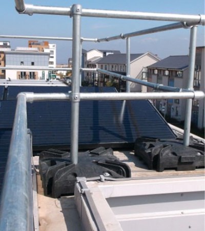 modular free-standing railing system | rooftop guardrail | rooftop railings
