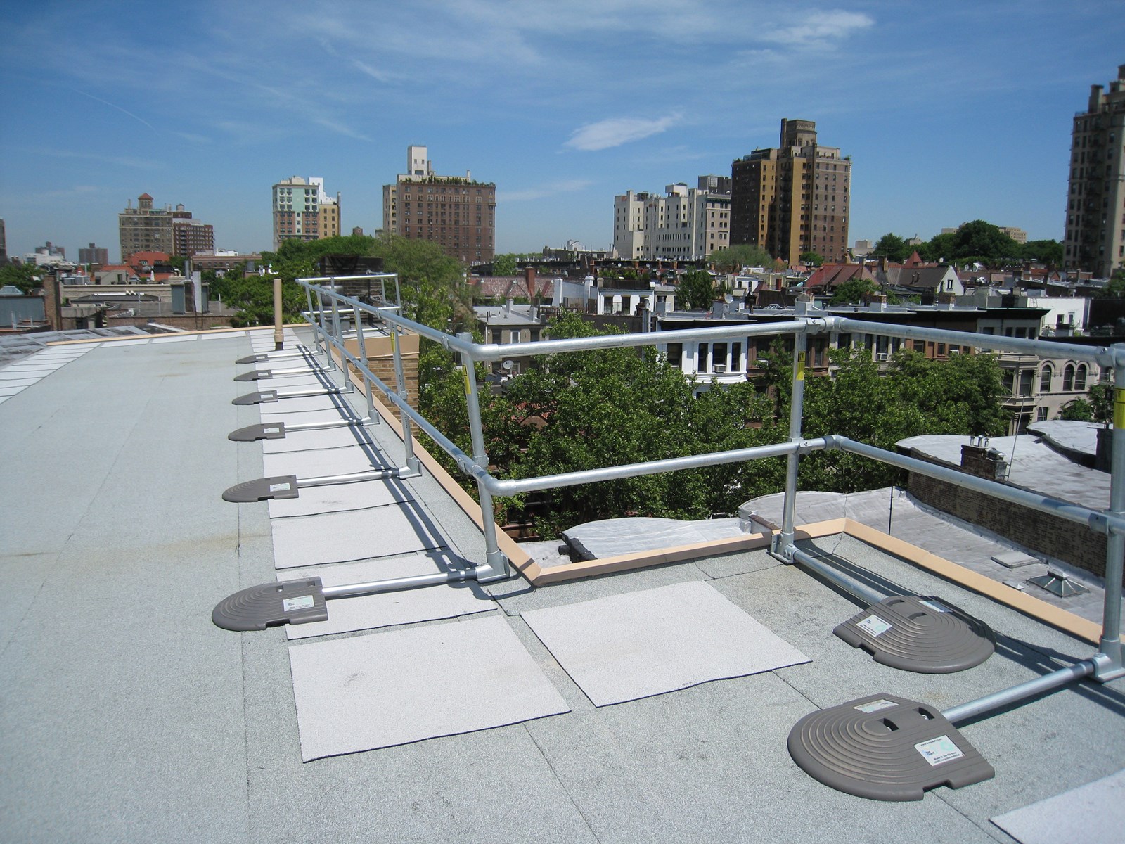 rooftop railings fall protection KeeGuad