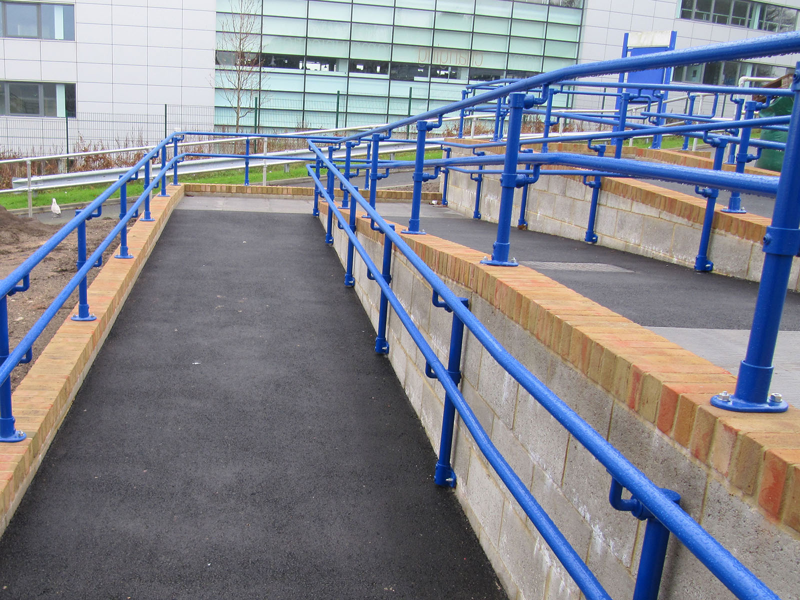 Kee Klamp Access Handrail For Disabled