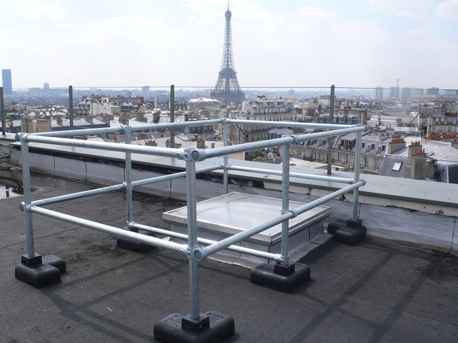 Kee Dome Skylight Railing / Rooftop Fall Protection / Rooftop Safety / Work at height