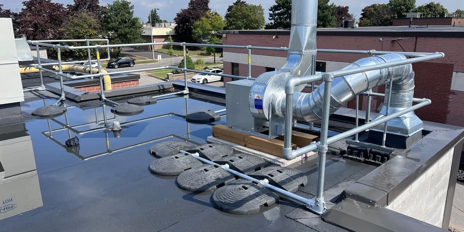 Hvac Safety Railing Safe Access to HVAC Systems with Kee Guard Safety Guardrail - Kee Safety