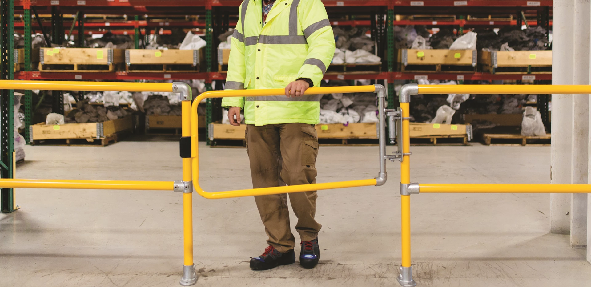 Self-Closing Safety Gate / Safe Access / Safety Gate / Powder Coated Gate