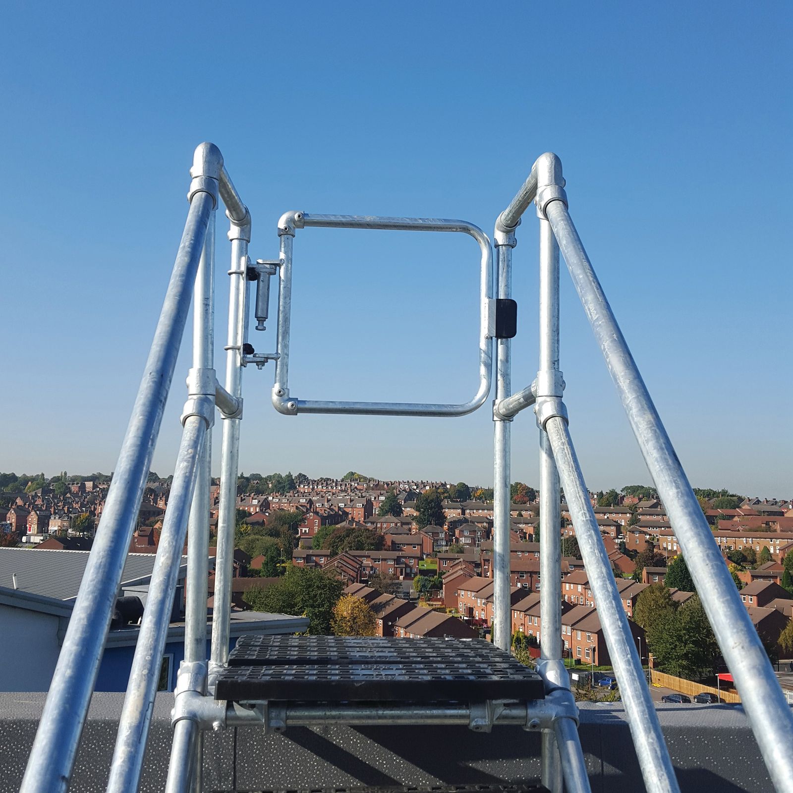 Self-Closing Safety Gate / Safe Access / Safety Gate / Powder Coated Gate