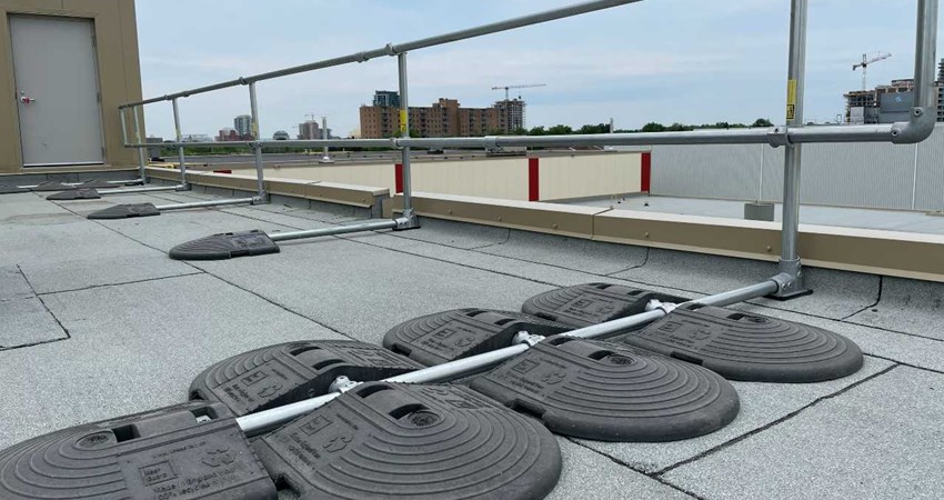 KeeGuard Roof Guardrail | rooftop fall protection | safety rail | safety guardrail | rooftop railings | collective fall protection