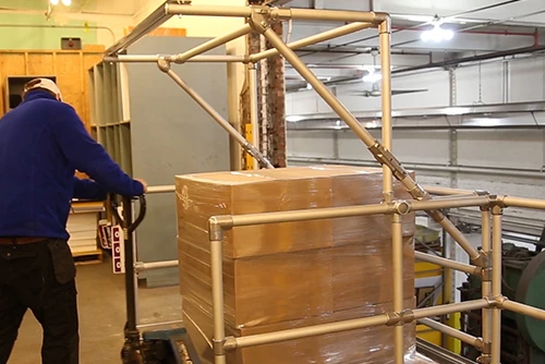 Kee Pivot / Pallet Gates / Mezzanine Pallet Gates / Warehouse Fall Protection / Safe Access