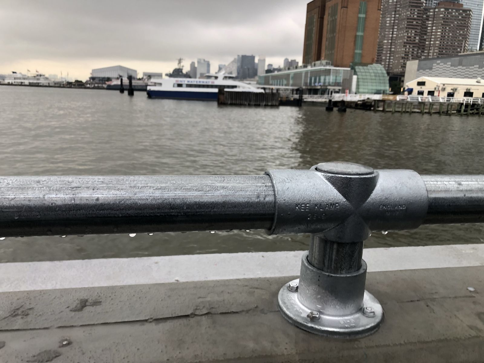 Kee Klamp Railing at Waterfront Park