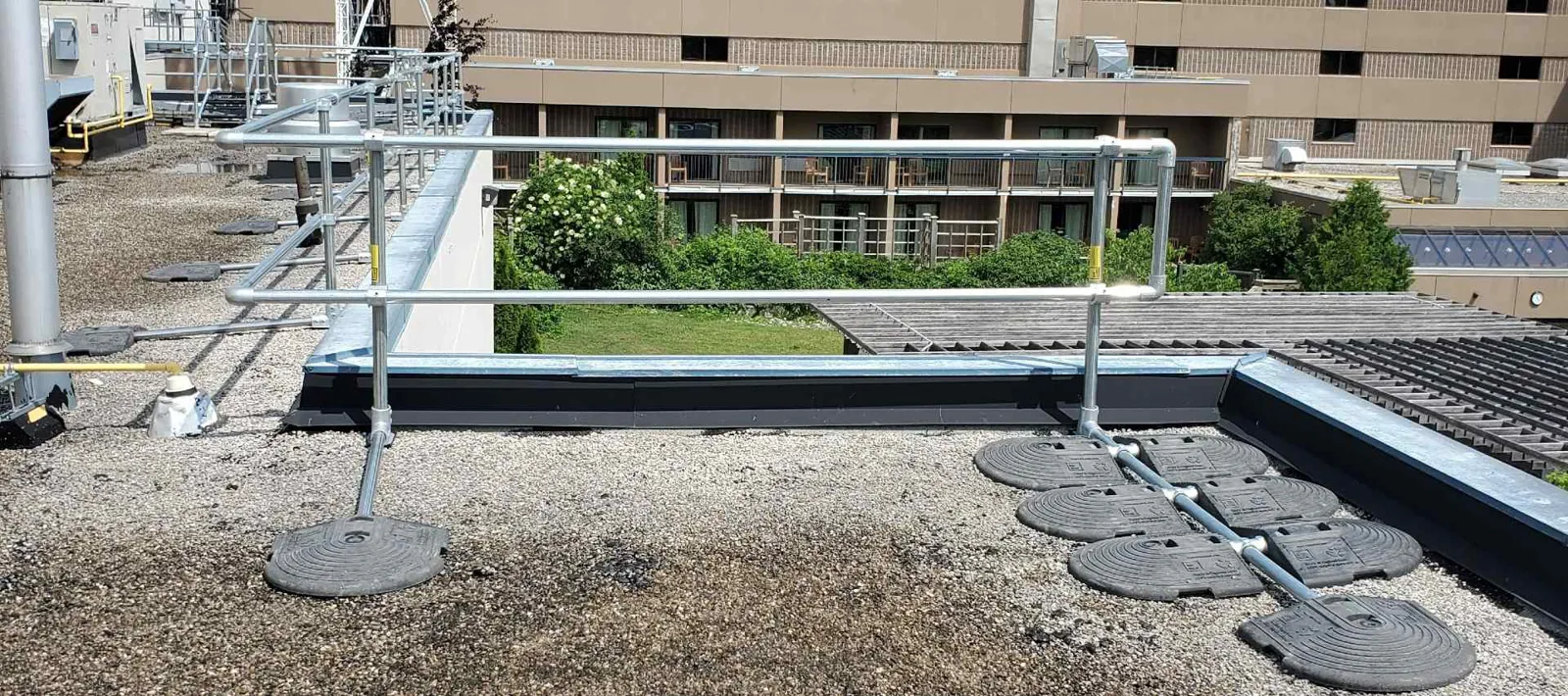 Hvac Rooftop Fall Protection Rooftop Fall Protection for Ski Resort - Kee Safety