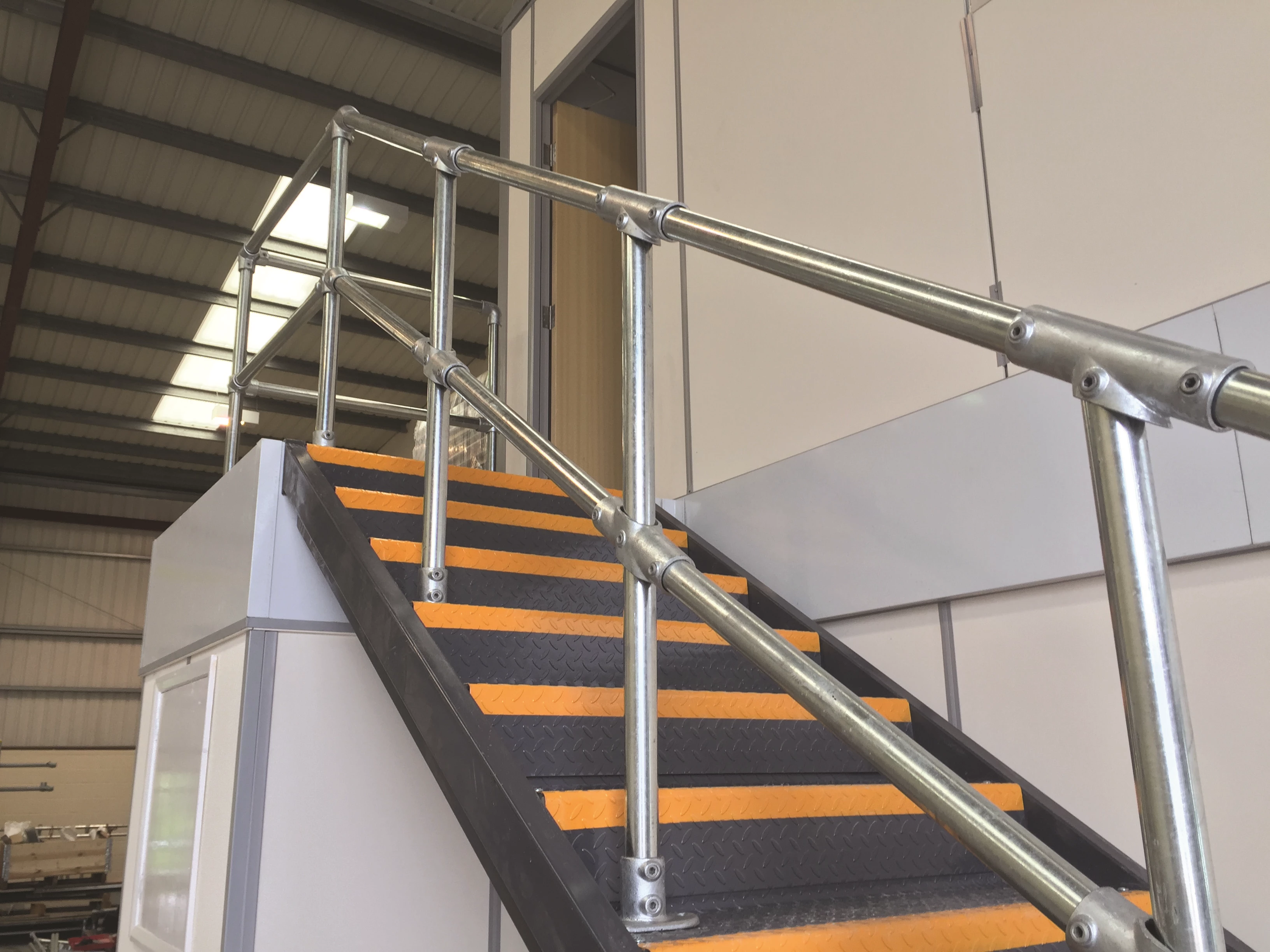 Kee Klamp/ modular pipe fittings / safety handrails / steel fittings / fall protection system