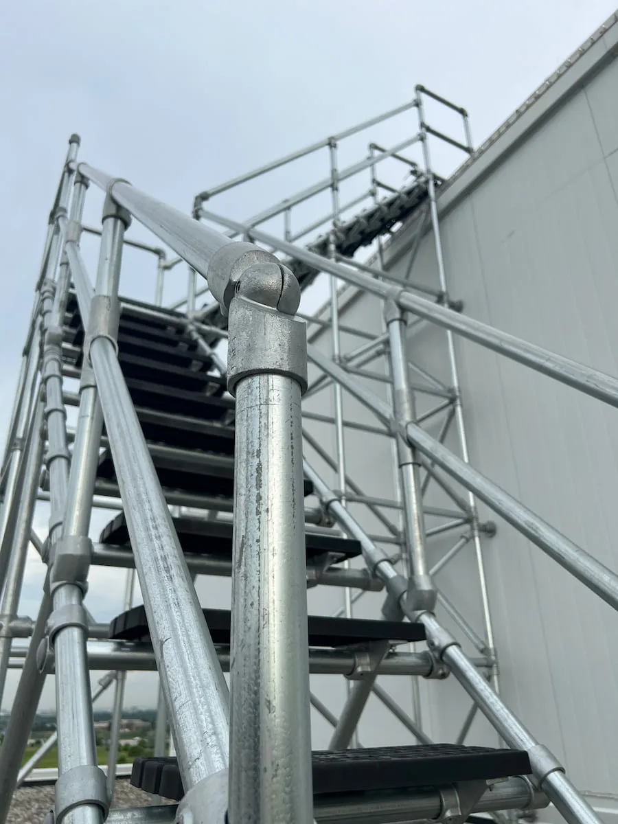 Kee Crossover Non-Penetrating Rooftop Crossover for Safe Access in Canada - Kee Safety