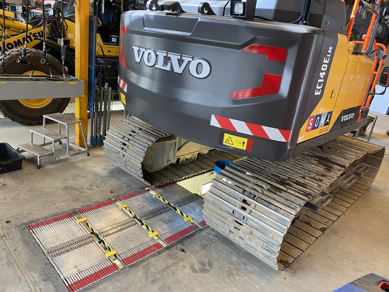 GEV NL PRJ MAHA EXPLORA PIT PROTECT 237 Medium