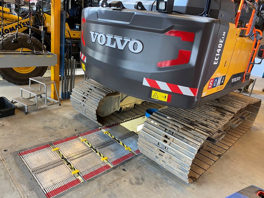 GEV NL PRJ MAHA EXPLORA PIT PROTECT 237 Medium