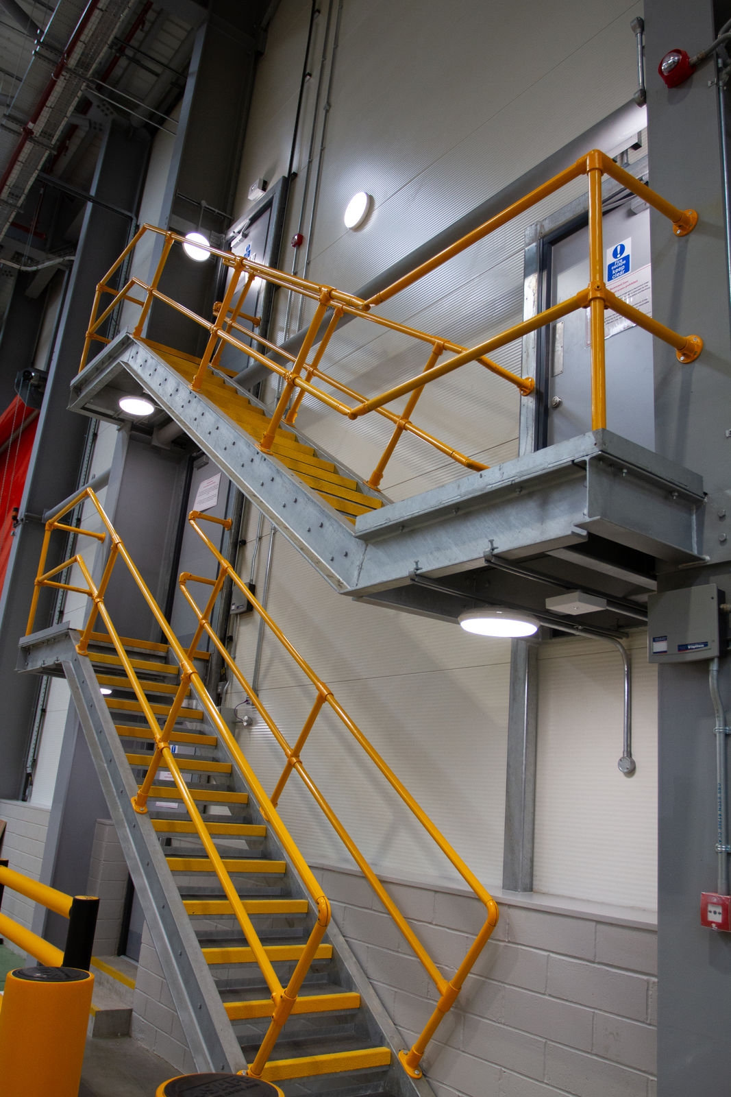 Kee Klamp / Fall Protection / Safety Railings / Rooftop Safety / Safety Barriers / Safety Guardrails